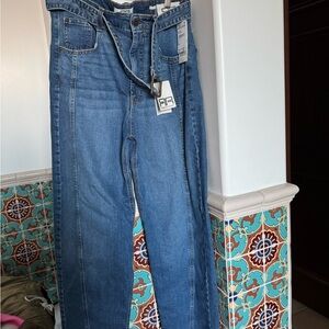 NEW Nordstrom Classic “Barrel” Leg Jeans - Blue